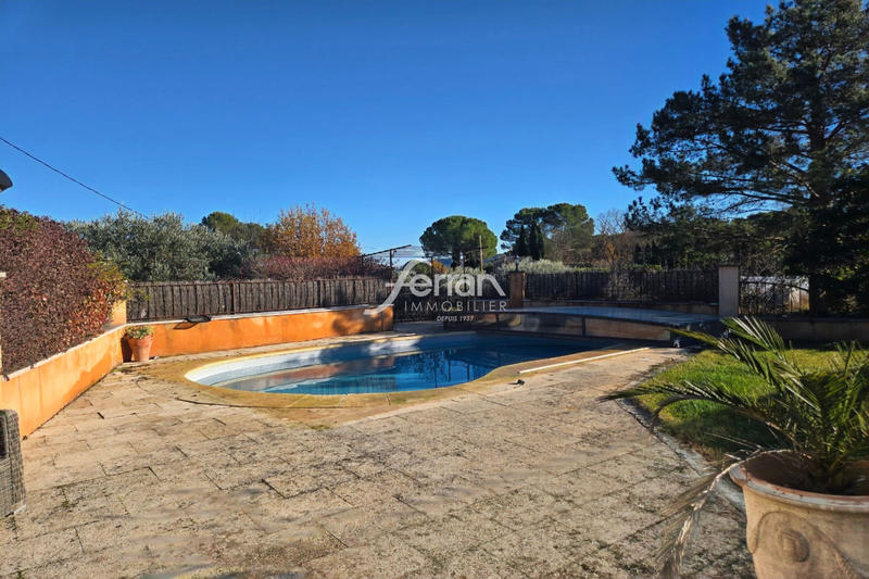 Maison - 170 m² - 5 pièces