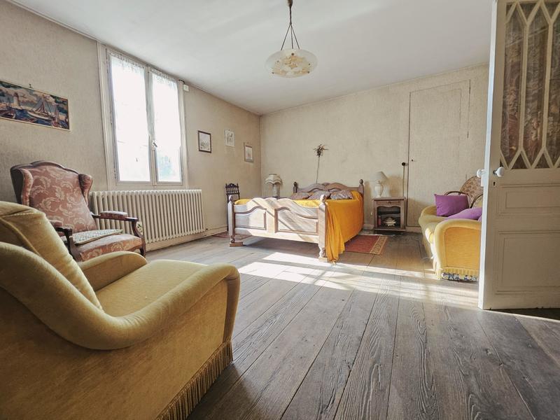 Maison de maîtres - 230 m² - 8 pièces