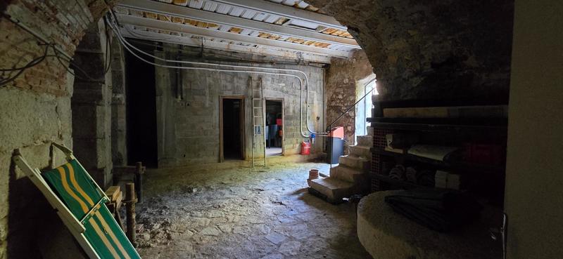 Maison - 237 m² - 6 pièces