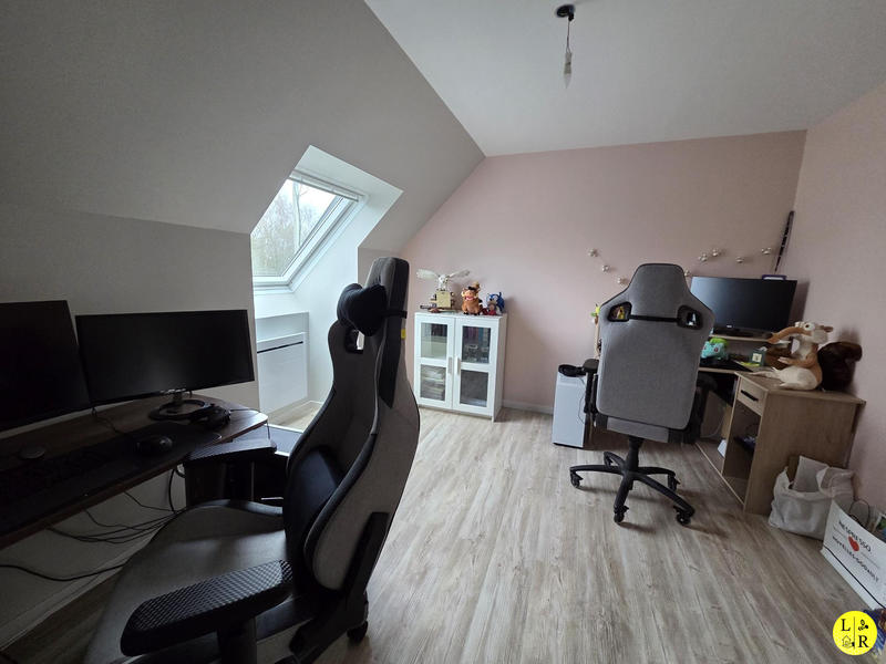 Maison - 110 m² - 4 pièces