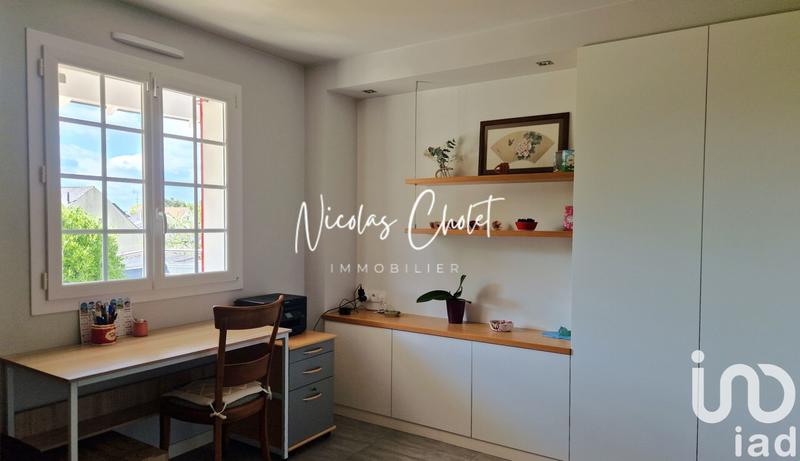 Maison - 230 m² - 8 pièces