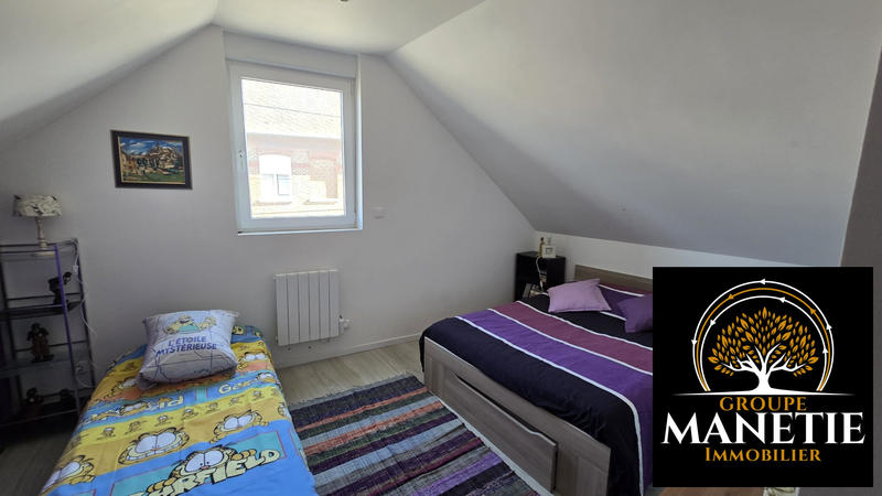 Maison - 225 m² - 9 pièces