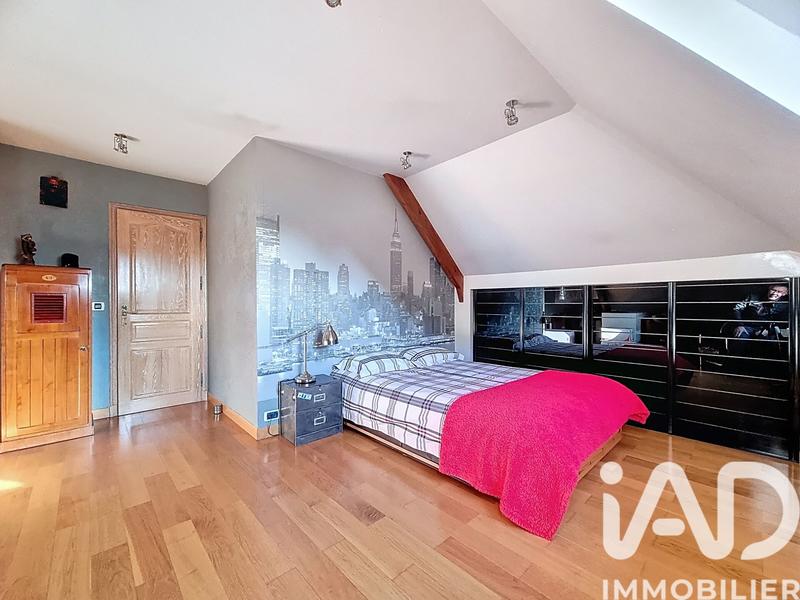 Maison - 190 m² - 6 pièces