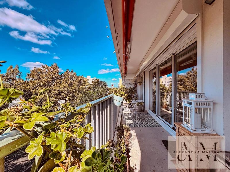 Appartement - 89 m² - 5 pièces