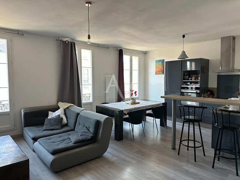 Appartement - 79 m² - 3 pièces