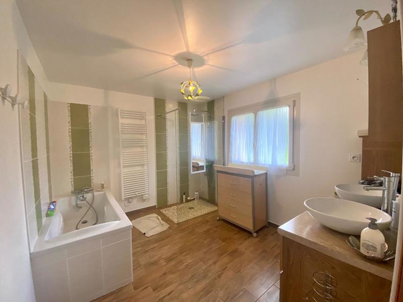 Maison - 128 m² - 5 pièces