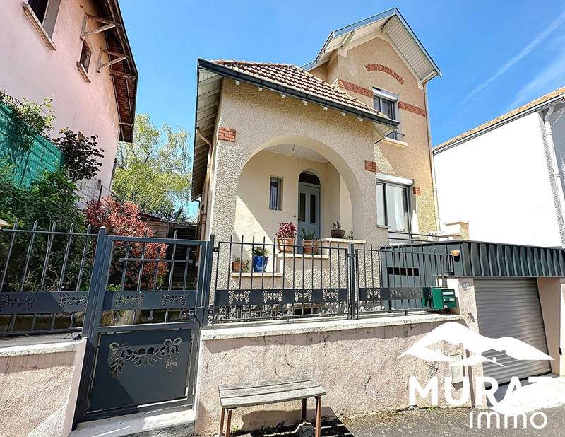 Maison - 91 m² - 4 pièces