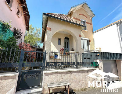 Maison - 91 m² - 4 pièces