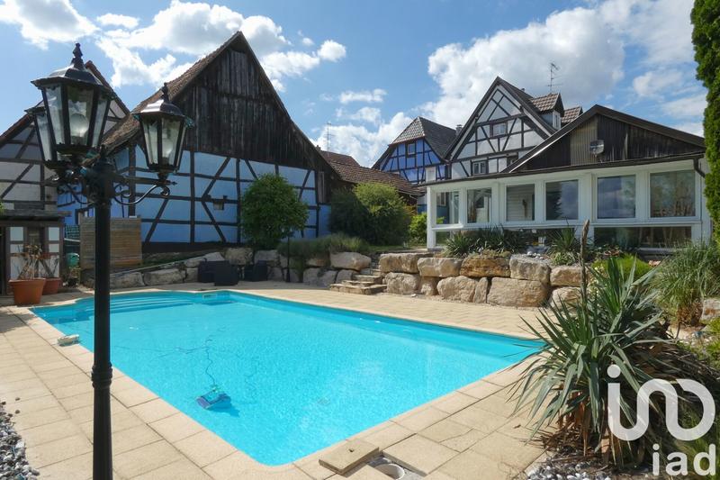 Maison - 193 m² - 6 pièces