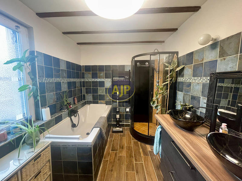 Maison - 87 m² - 3 pièces