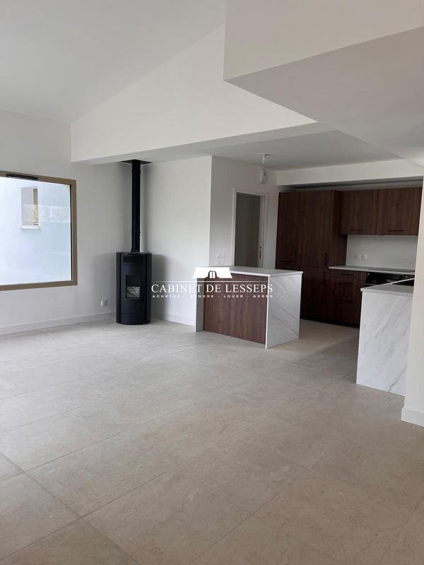 Maison - 113 m² - 5 pièces