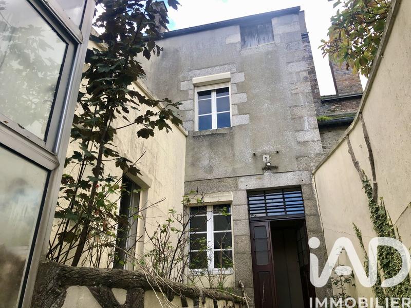 Maison de ville - 180 m² - 7 pièces