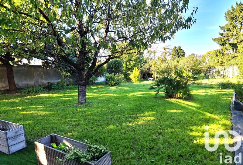 Maison - 200 m² - 8 pièces