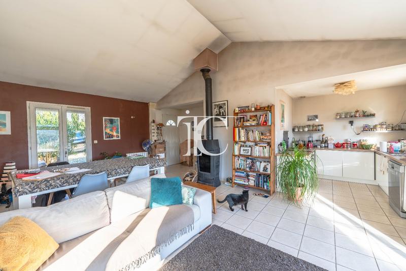 Maison - 95 m² - 4 pièces