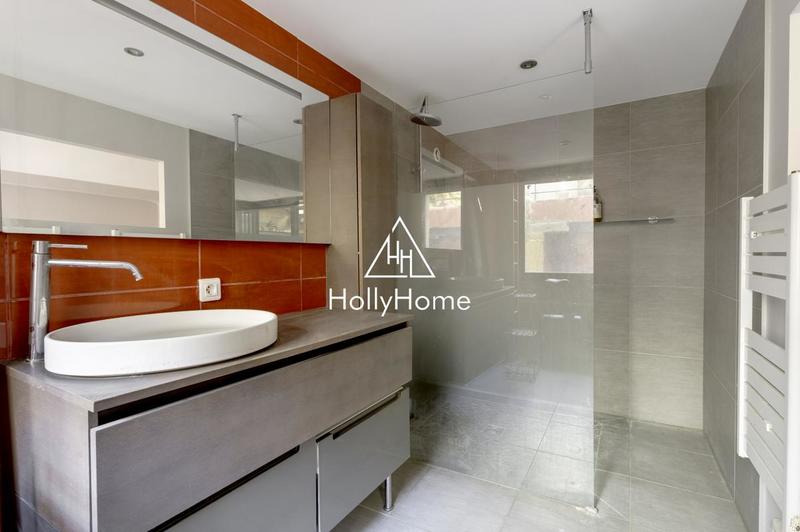 Appartement ancien - 126 m² - 4 pièces