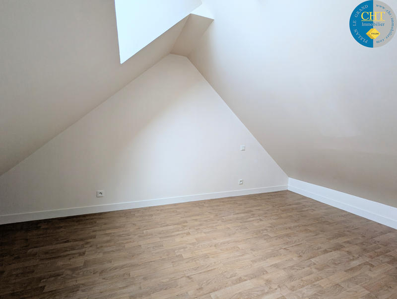 Maison - 167 m² - 6 pièces