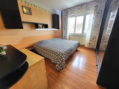 Appartement - 84 m² - 5 pièces