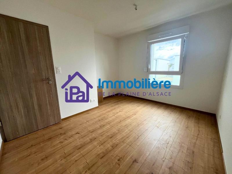 Maison - 99 m² - 4 pièces