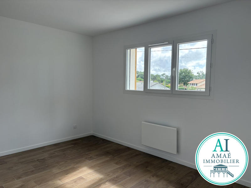 Maison - 99 m² - 4 pièces