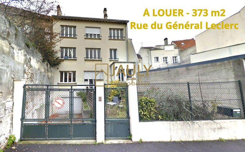 Local commercial - 373 m²