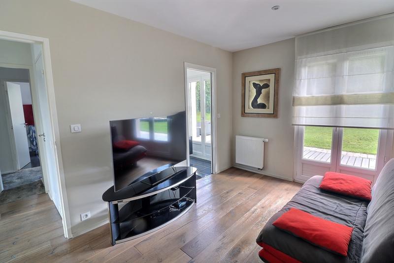 Maison - 295 m² - 12 pièces