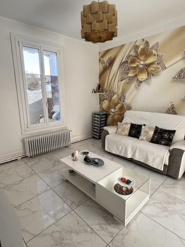 Maison - 137 m² - 5 pièces