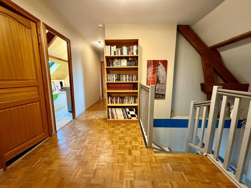 Maison - 165 m² - 8 pièces