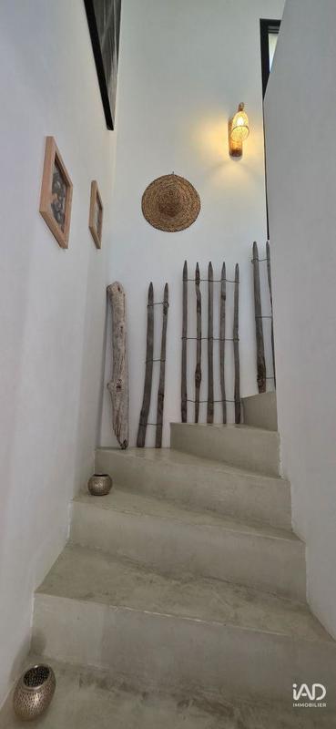 Maison - 180 m² - 5 pièces