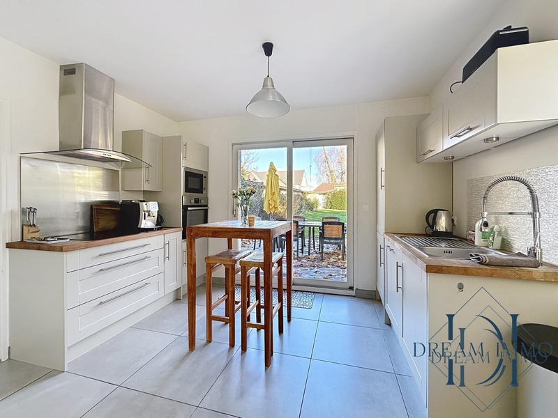 Maison - 143 m² - 5 pièces