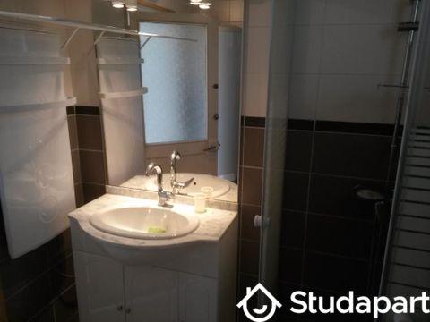 Chambre - 13 m² - 1 pièce