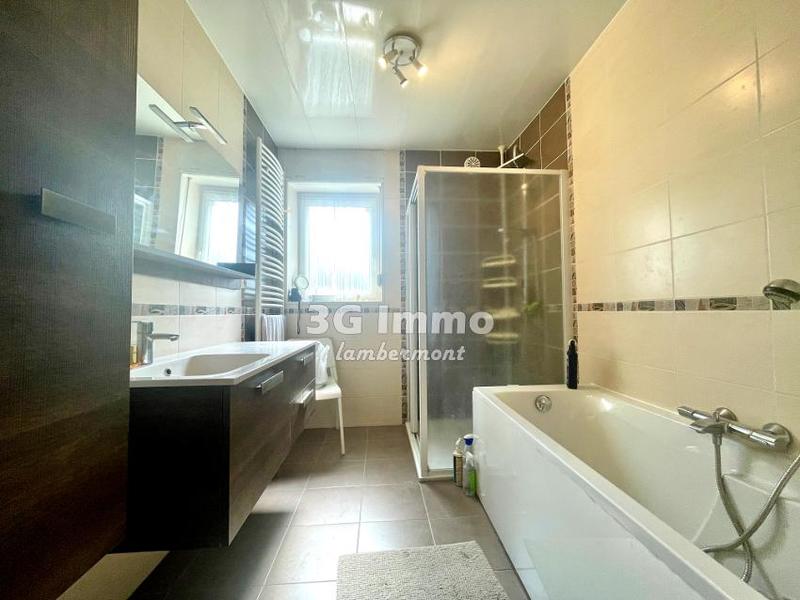 Maison - 170 m² - 8 pièces