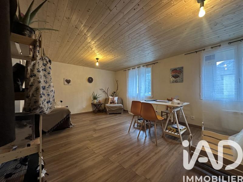 Maison - 179 m² - 9 pièces