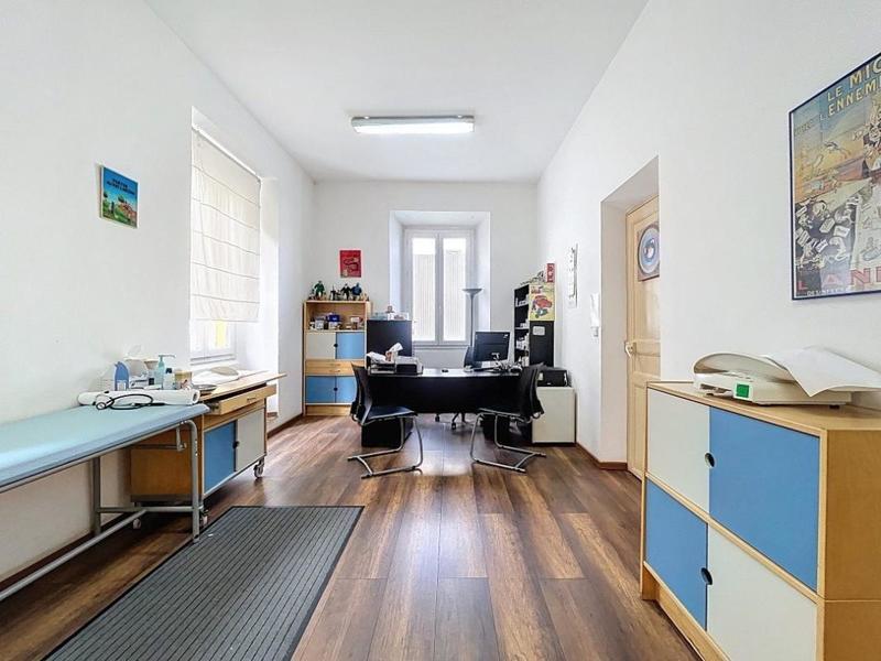 Local d'activité / Entrepôt - 91 m²