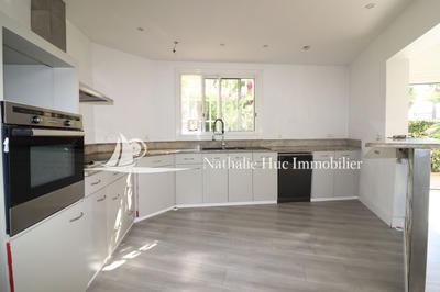 Maison - 123 m² - 4 pièces