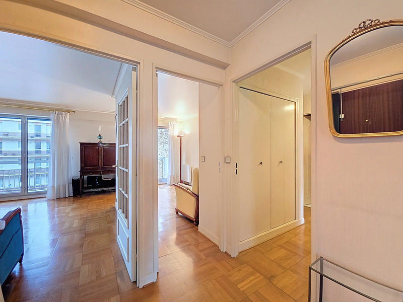 Appartement - 81 m² - 4 pièces