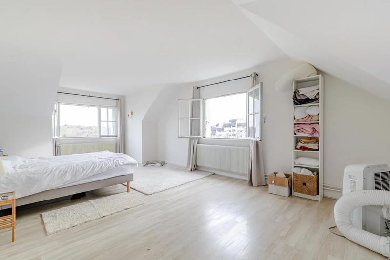 Maison - 180 m² - 8 pièces