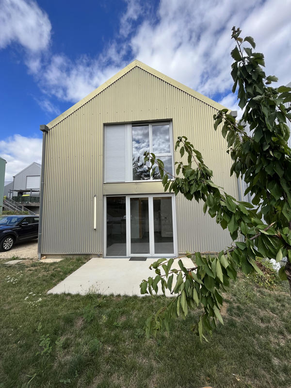 Maison - 93 m² - 4 pièces