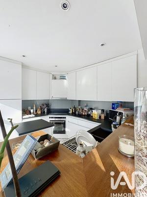 Maison - 256 m² - 7 pièces