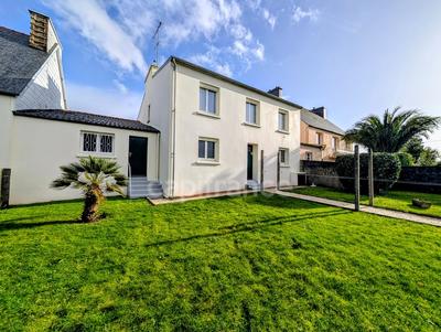 Maison - 84 m² - 4 pièces