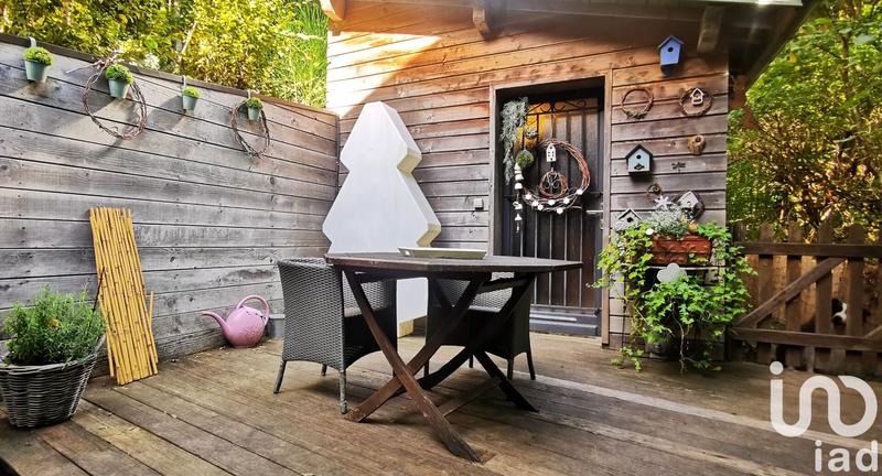 Maison - 200 m² - 7 pièces