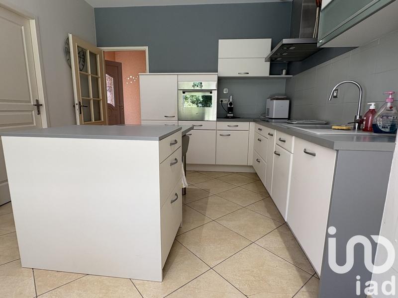 Maison - 224 m² - 8 pièces