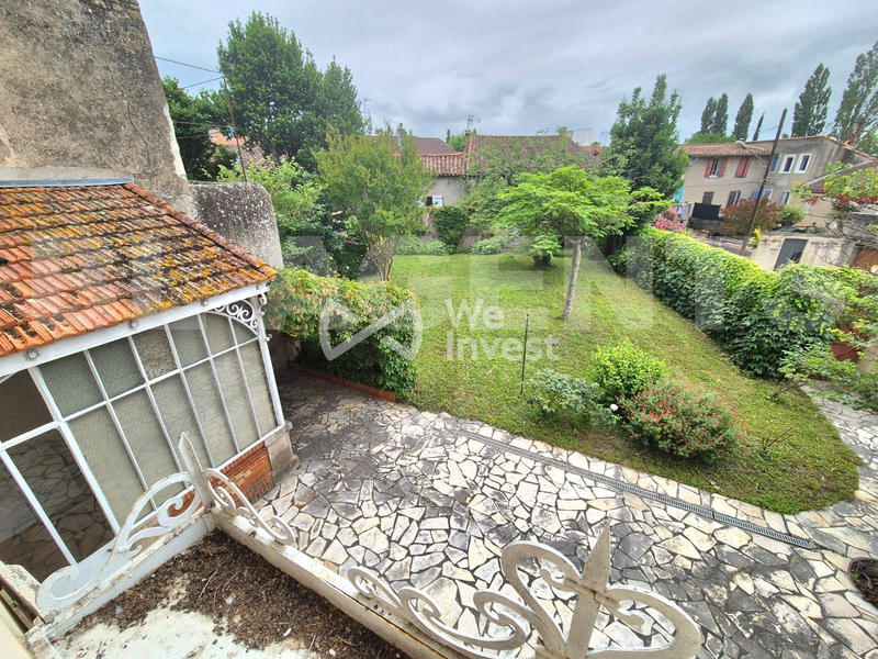 Maison - 245 m² - 7 pièces