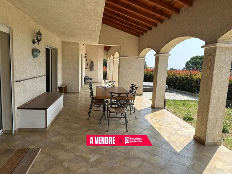 Maison - 163 m² - 6 pièces