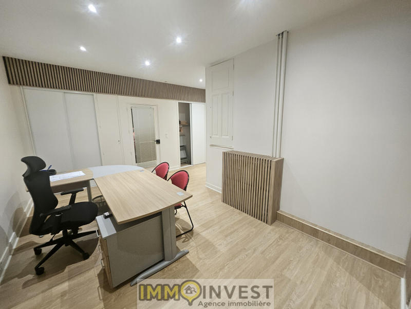 Bureau - 25 m² - 1 pièce