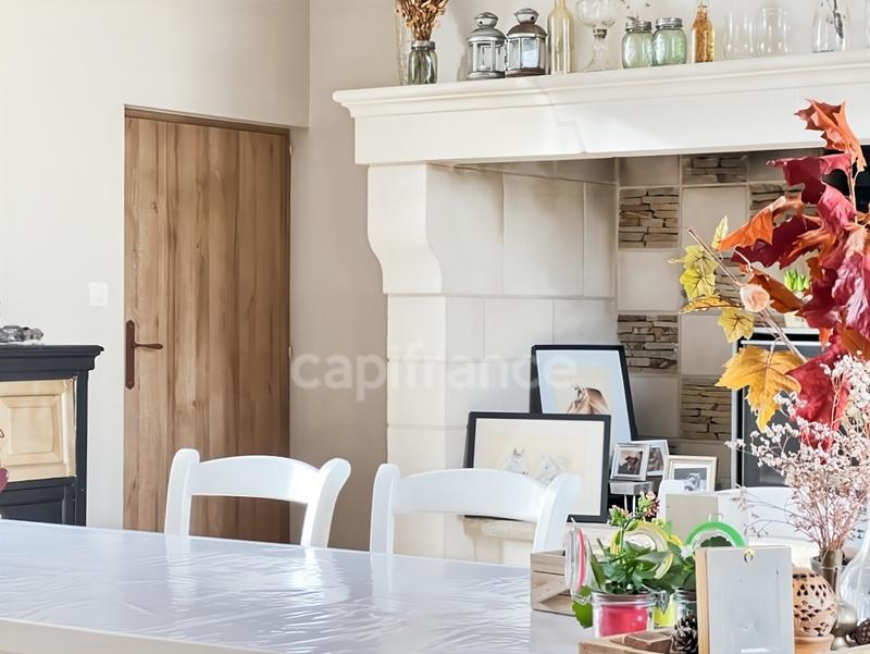 Propriété - 468 m² - 17 pièces