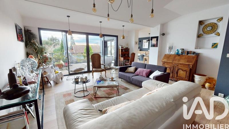 Maison de ville - 286 m² - 8 pièces