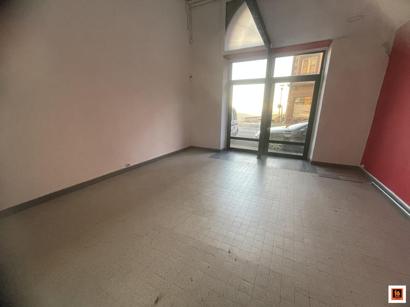 Bureau - 62 m² - 5 pièces