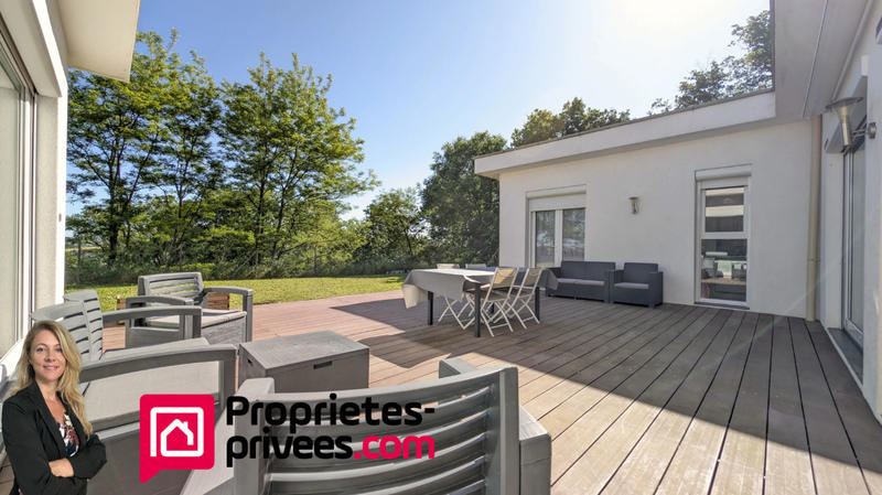 Maison - 196 m² - 6 pièces