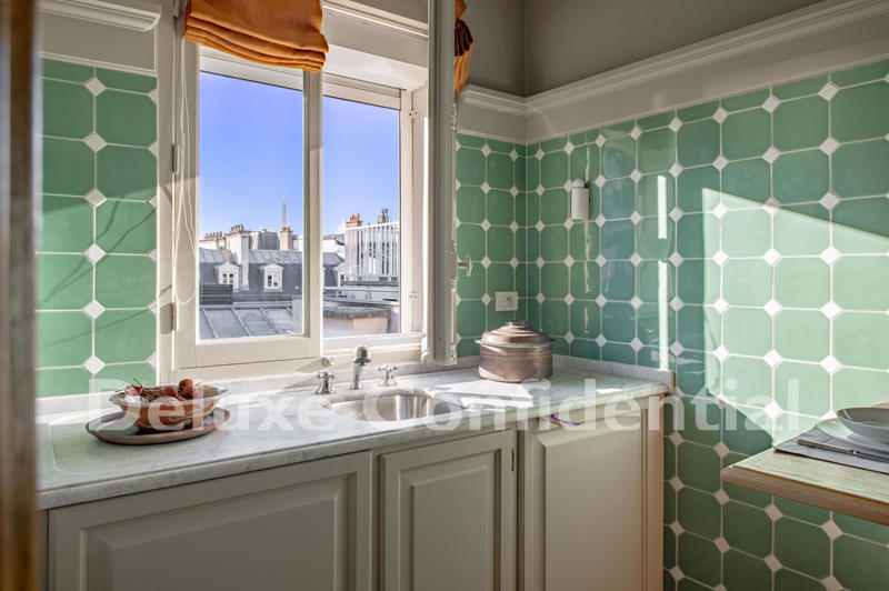 Appartement - 124 m² - 6 pièces