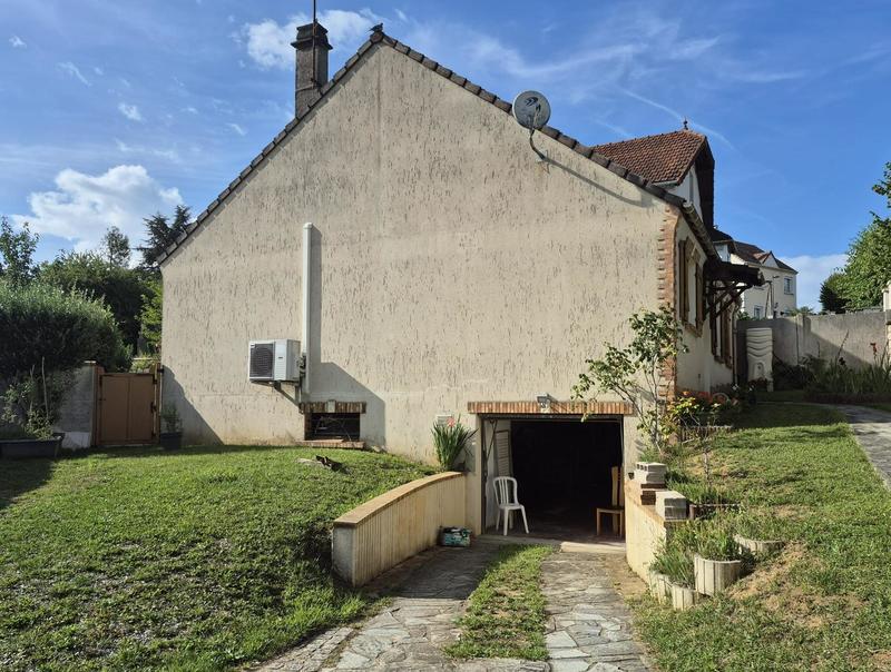 Maison - 74 m² - 5 pièces